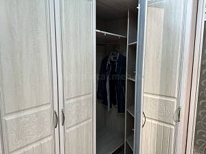 Шкаф угловой с зеркалом (540) Виктория